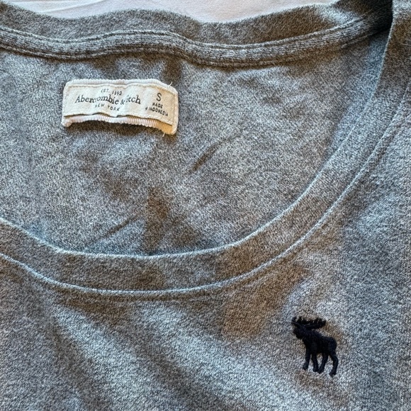 6 pc Abercrombie & Fitch Lot - Picture 13 of 16